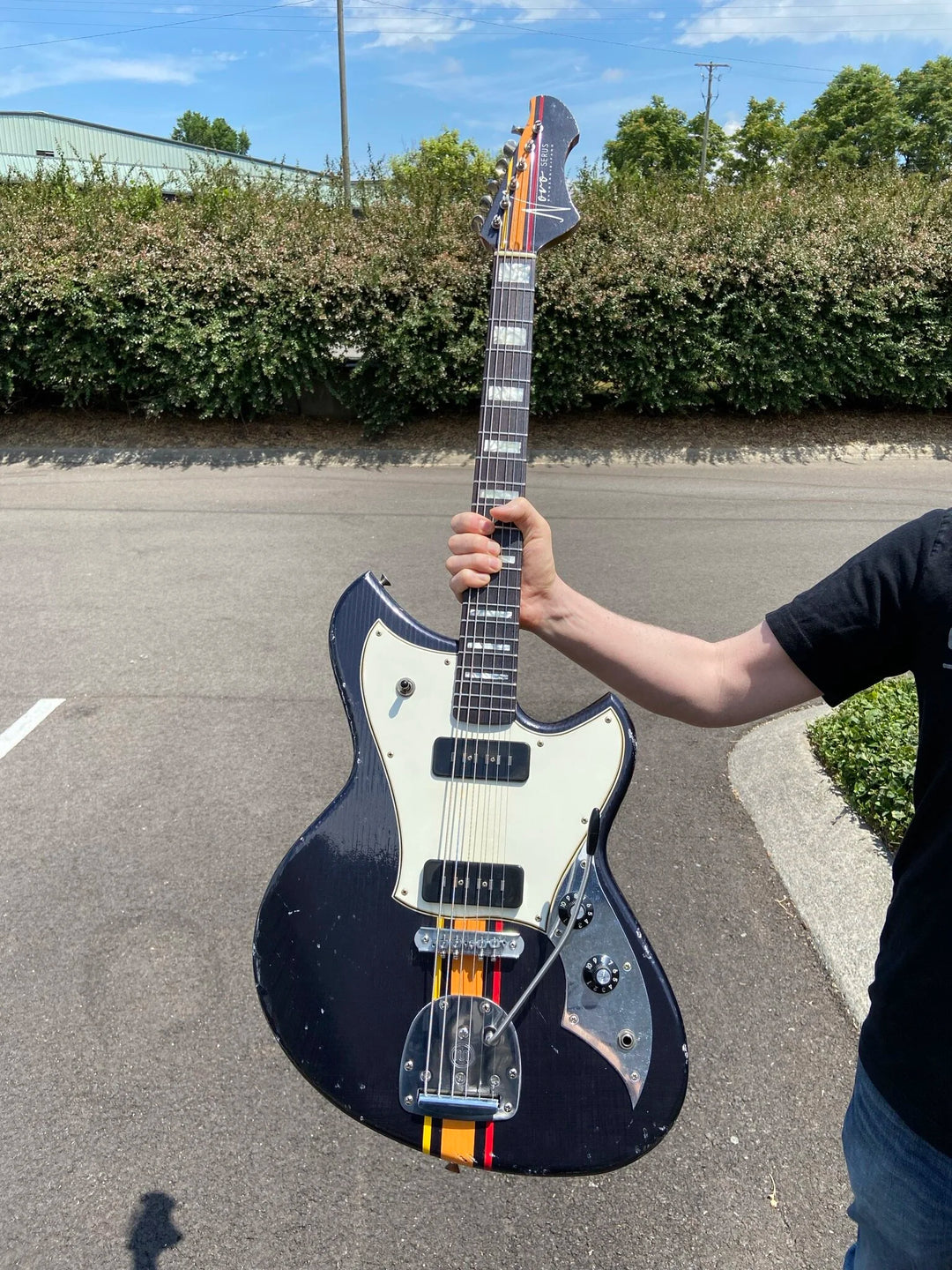 NOVO SIGNATURE SERUS J BARI-TUNE - Phantom Grey w/ racing stripes