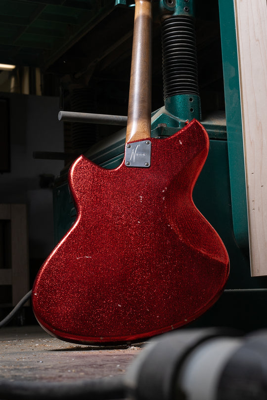 Novo Serus P2 in Candy Apple Red Sparkle