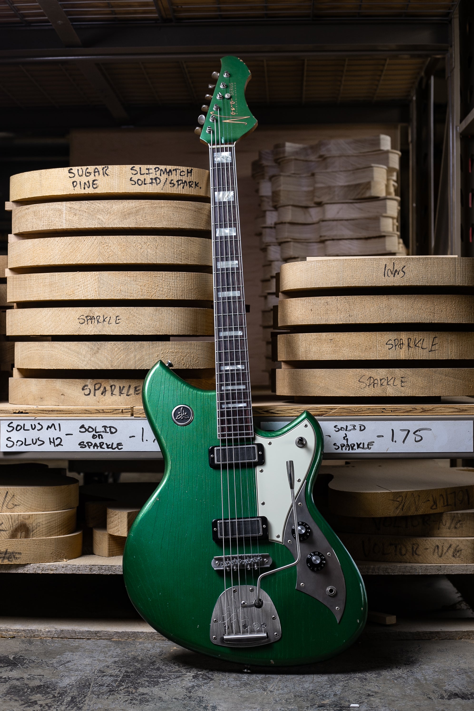 Novo Serus J Baritone in Sherwood Green – Novo Guitars