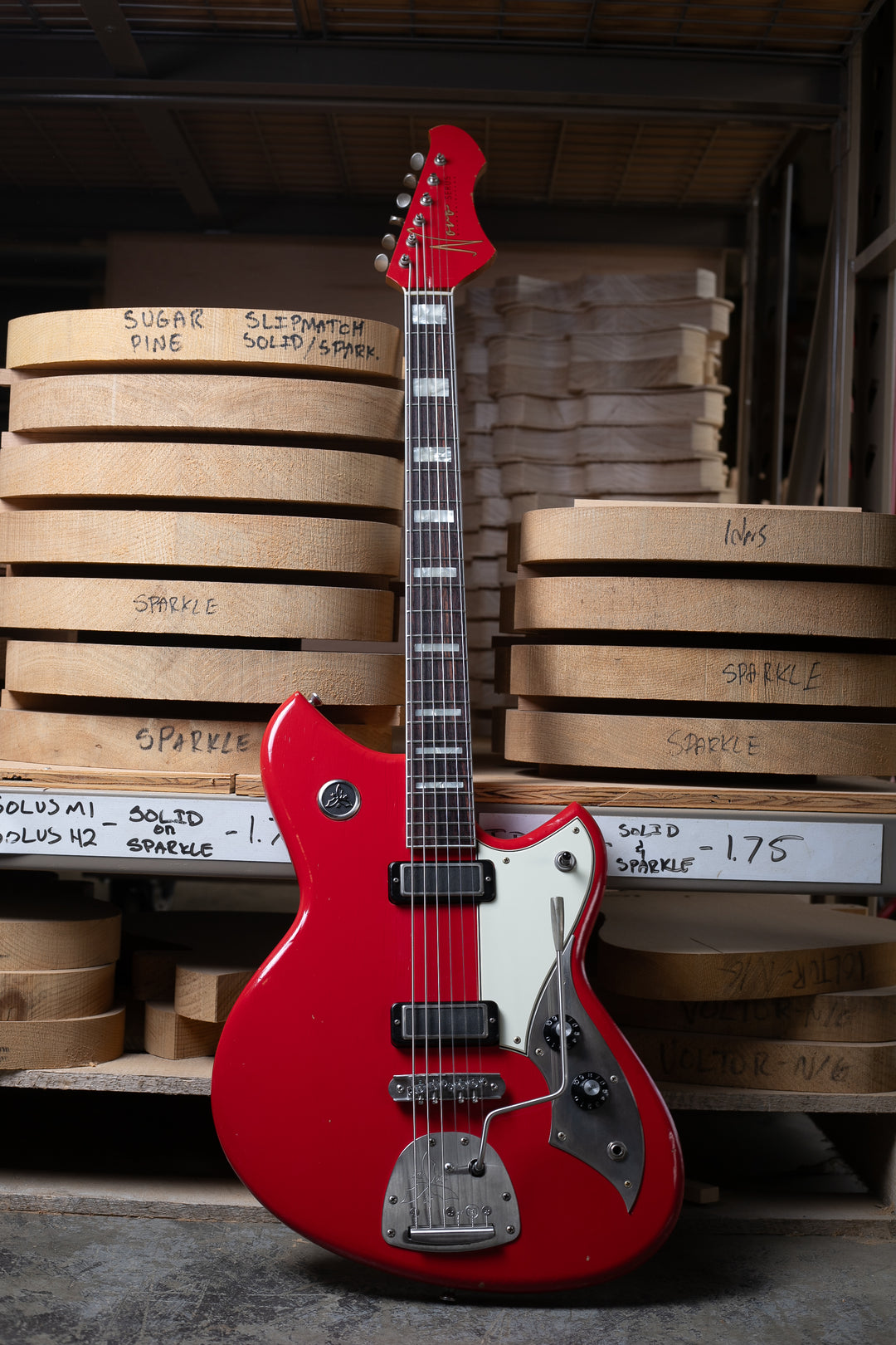 Novo Serus J Baritone in Dakota Red