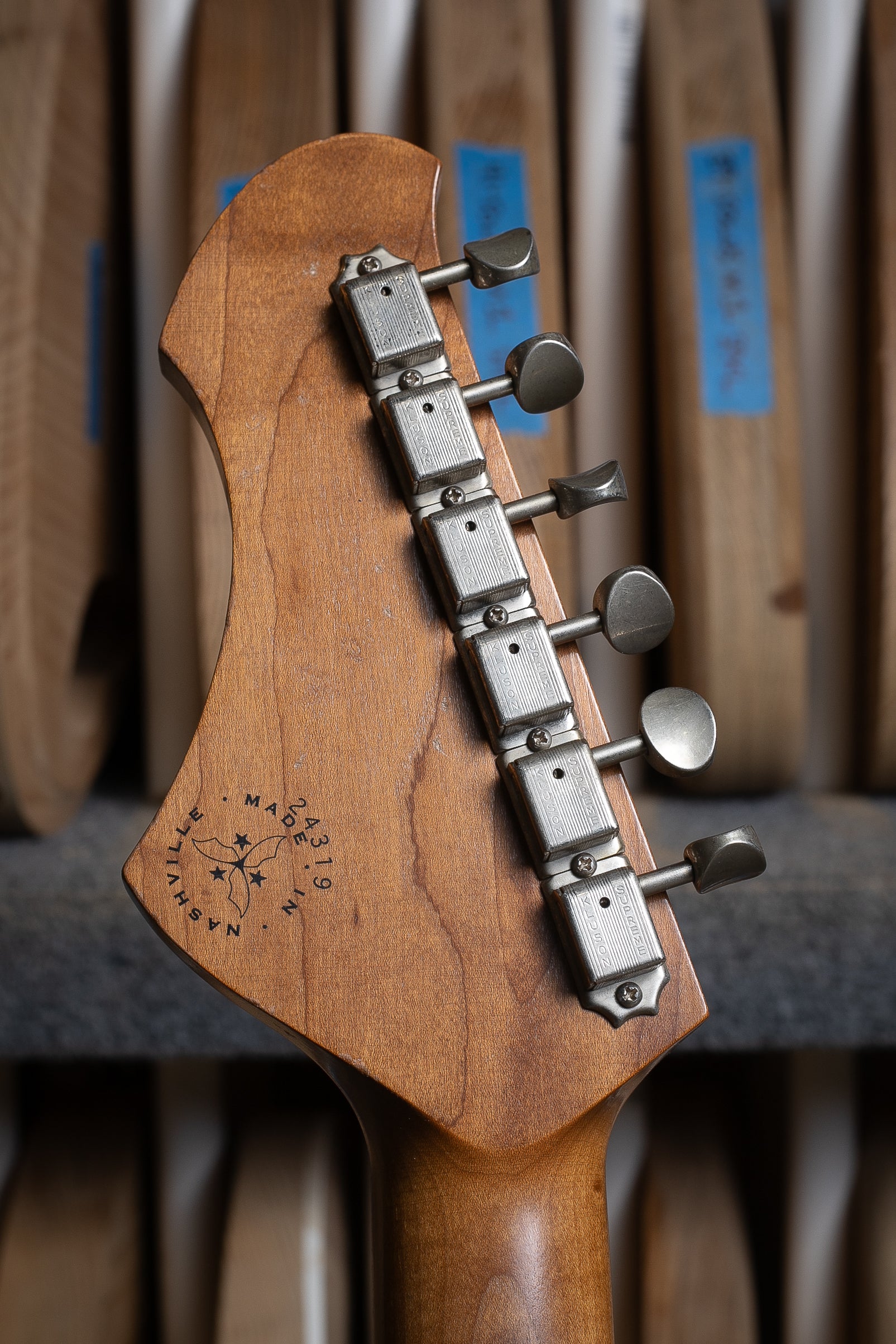 Novo Solus F2 LTD in Sonic Blue – Novo Guitars