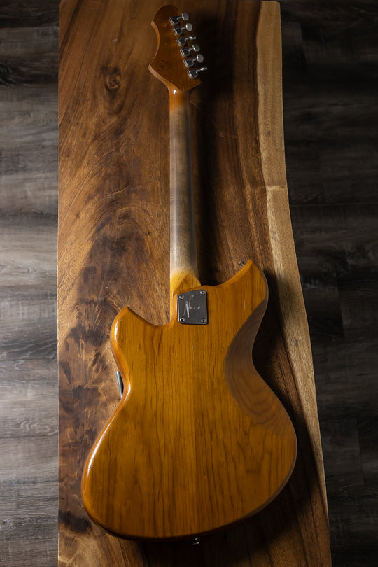 Novo Serus J in Amber