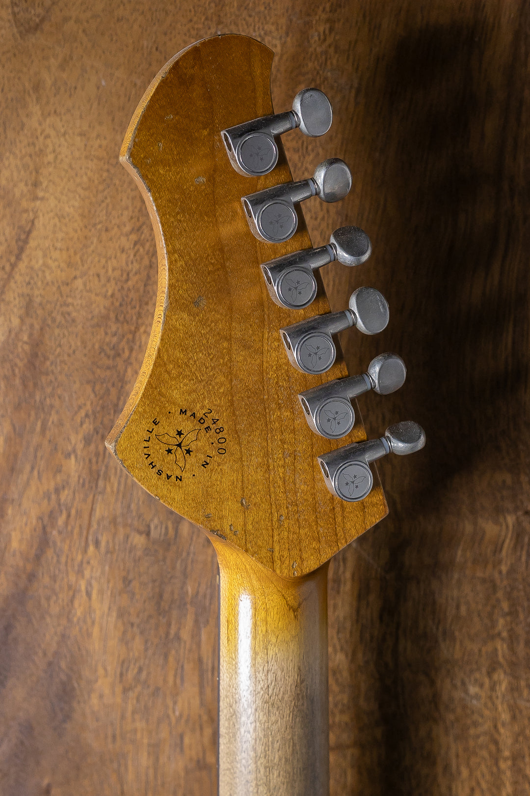 Novo Serus J in Amber