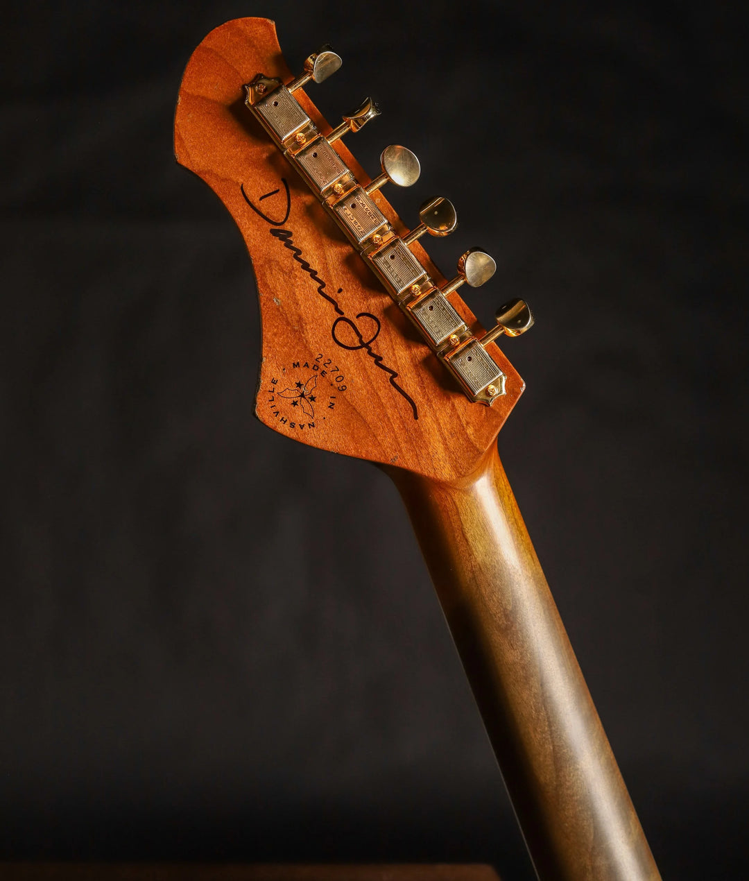 NOVO SIGNATURE MIRIS P2 - Aged Burgundy Mist