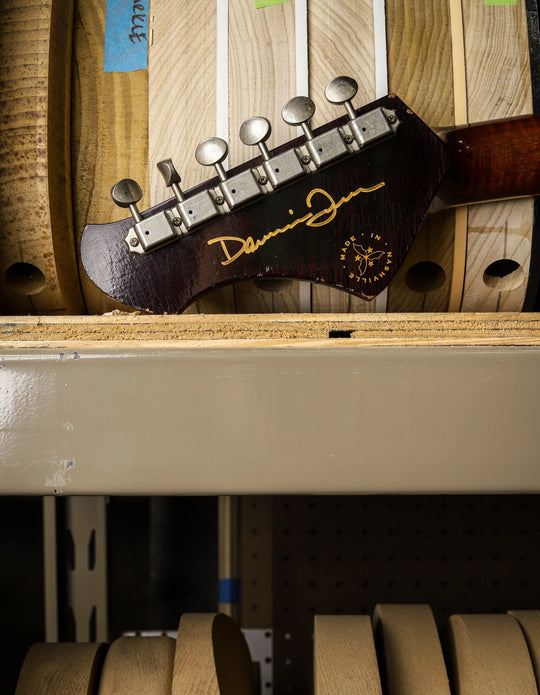 NOVO SIGNATURE MIRIS P2 - Dark Burst