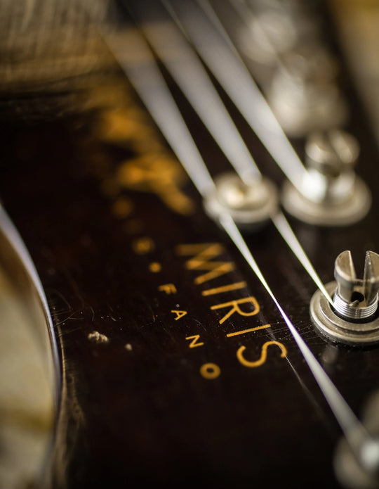 NOVO SIGNATURE MIRIS P2 - Dark Burst