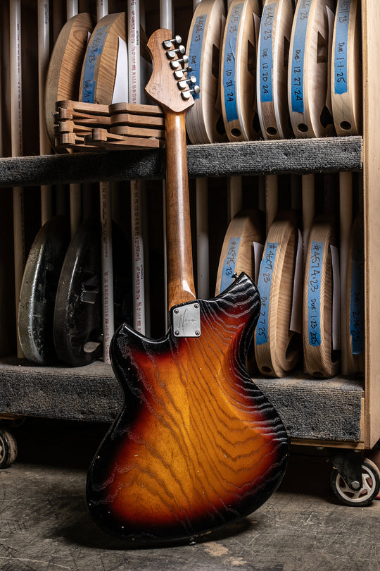 Novo Miris J in 3-Tone Burst