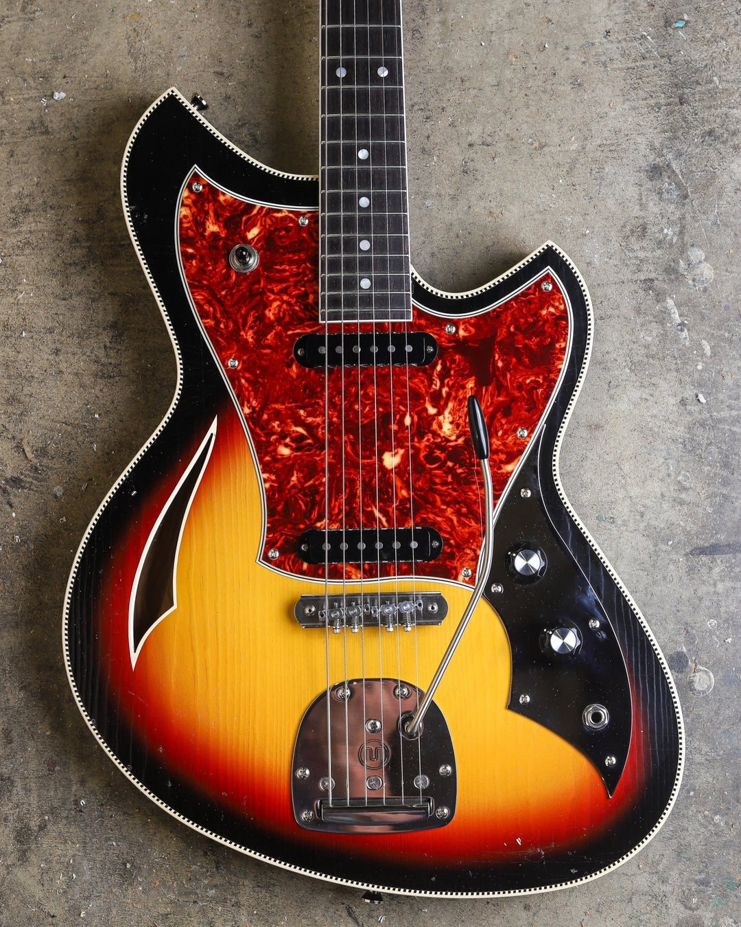 NOVO SIGNATURE MIRIS JG - '64 3-Tone Burst (4 of 7)