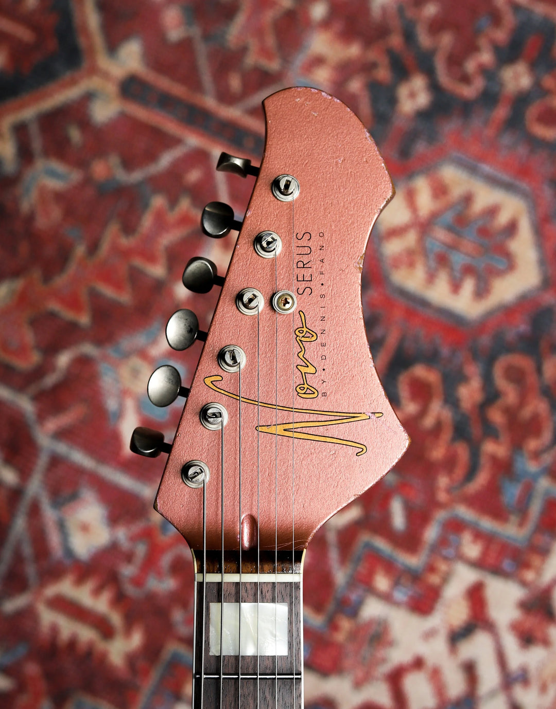 NOVO SIGNATURE SERUS J - Burgundy Mist