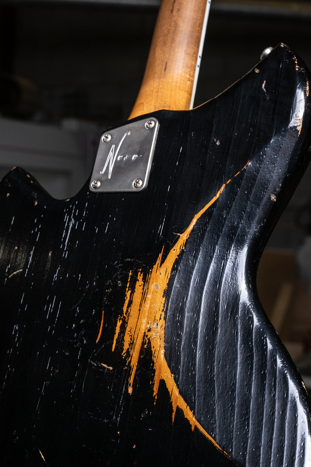 Novo Serus J in Bull Black over Amber Burst