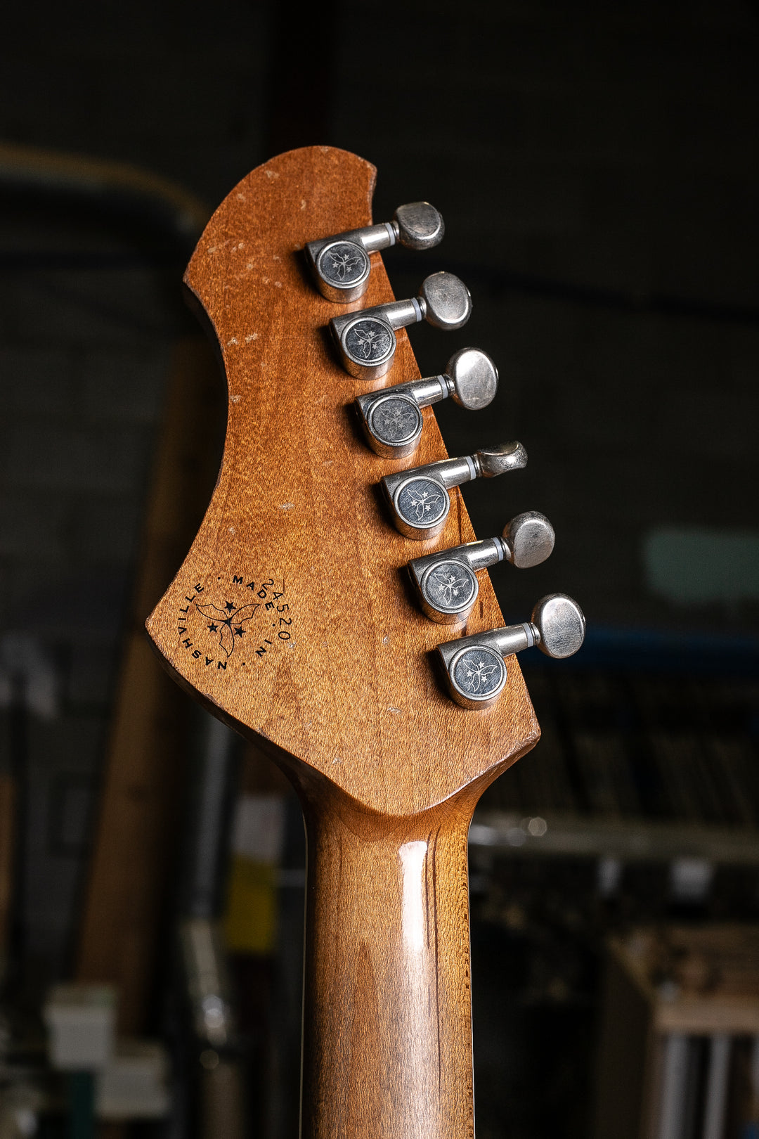 Novo Serus J in Bull Black over Amber Burst