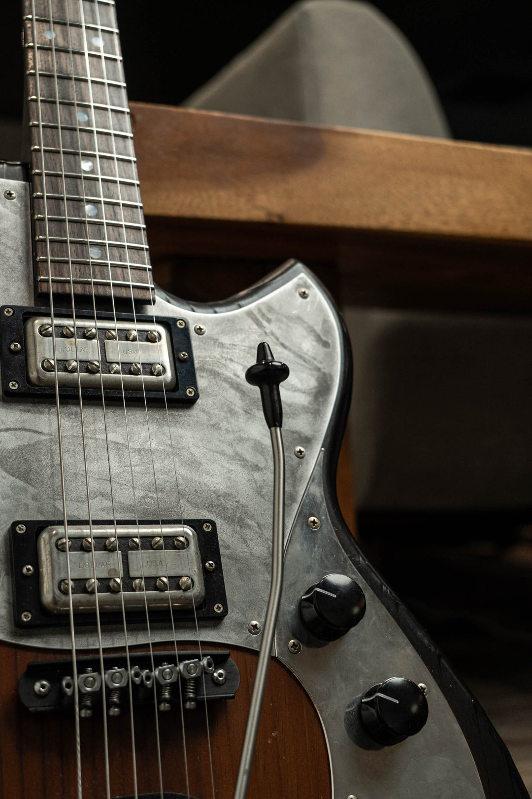 Signature Serus J - Satin Black Burst