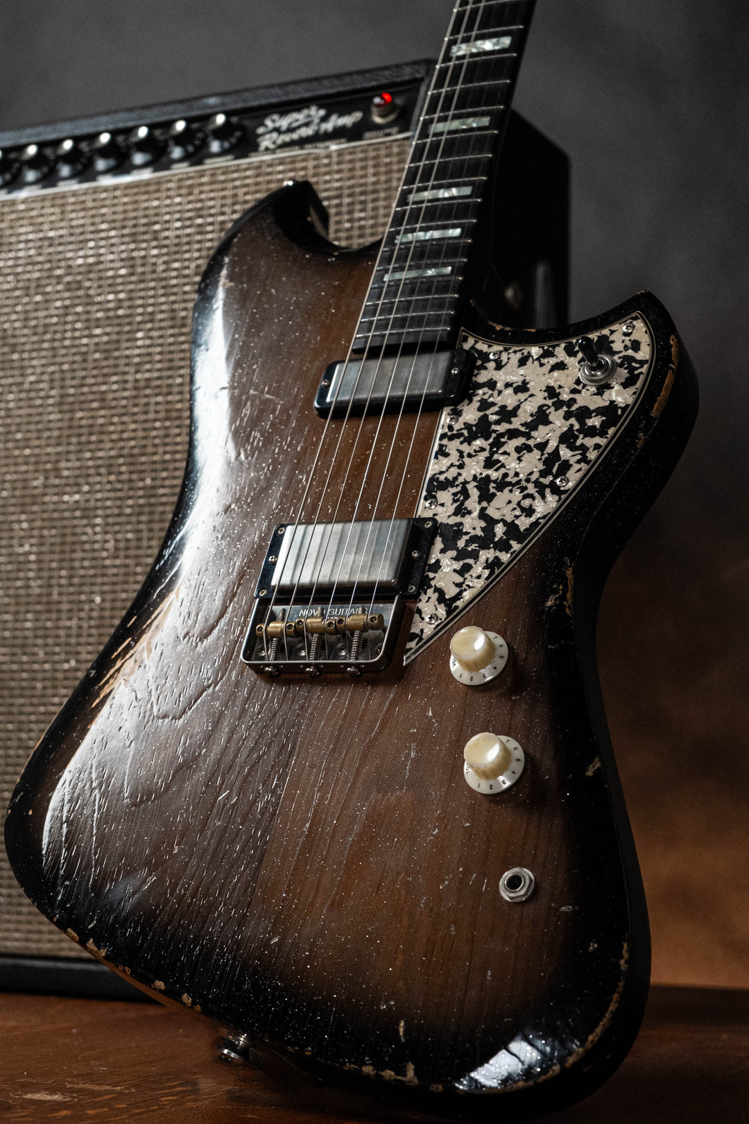Signature Voltur - Trans Black Silvertone Burst (2 of 2)