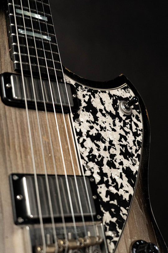 Signature Voltur - Trans Inca Silvertone Burst (1 of 2)