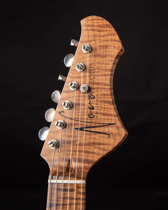 NOVO SIGNATURE SOLUS F1 GC (1 of 5) - Red Paisley