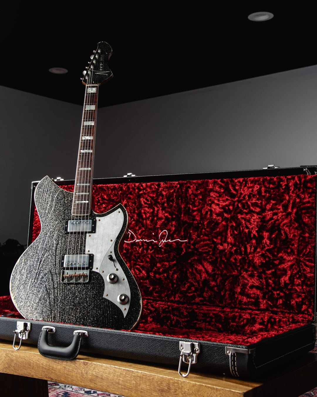 NOVO SIGNATURE TC - Dark Sky over Olympic White