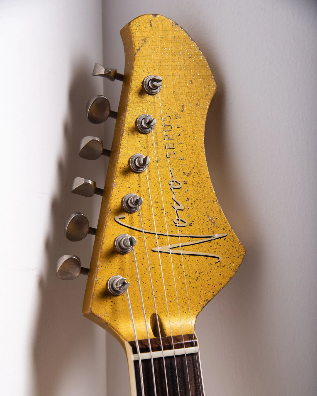 NOVO SIGNATURE SERUS T - Gold Dust