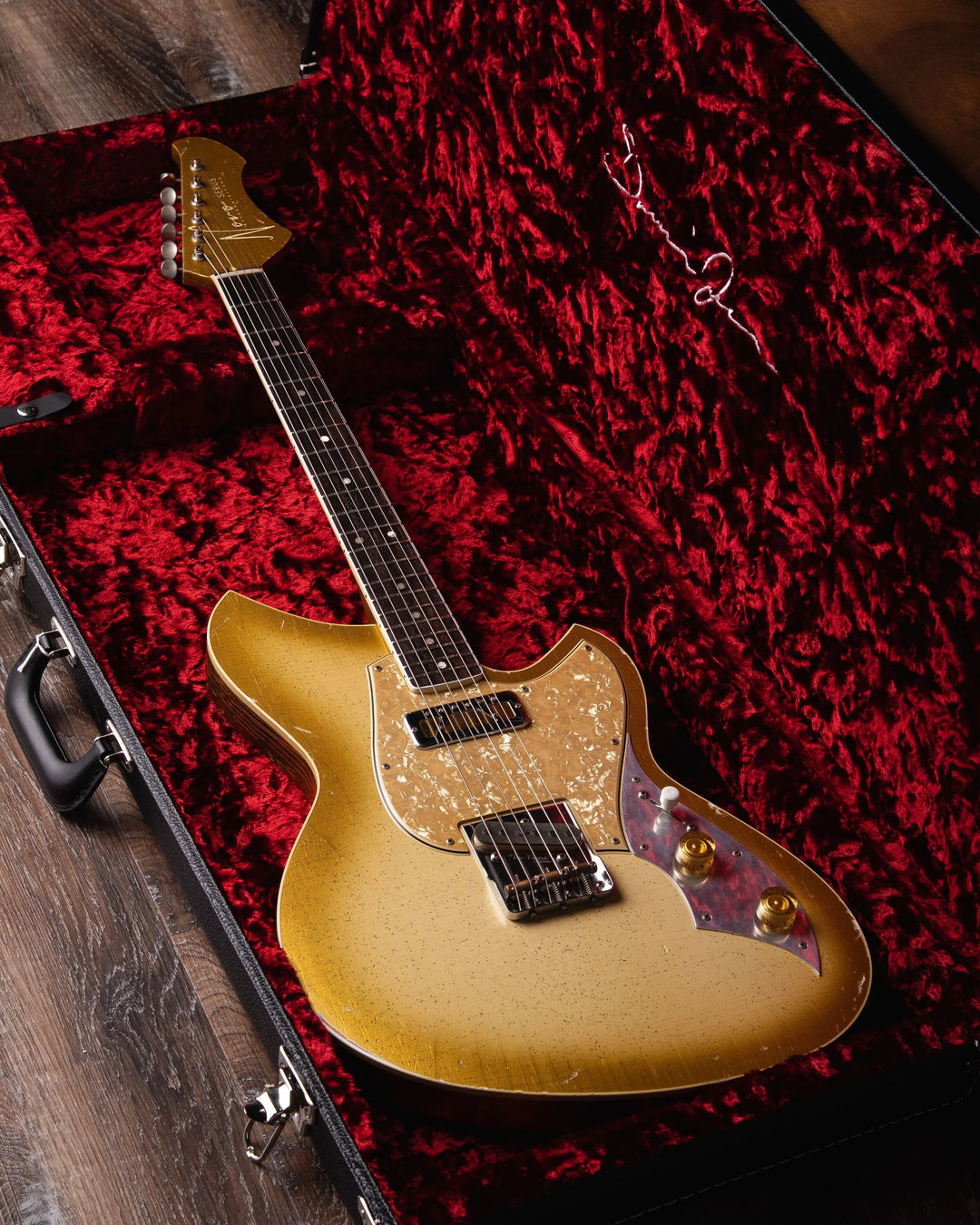 NOVO SIGNATURE SERUS T - Gold Dust