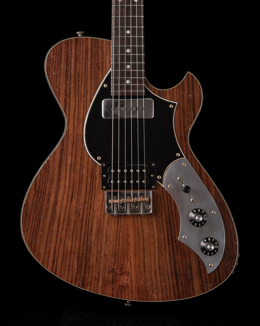 NOVO SIGNATURE SOLUS - Rosewood Top