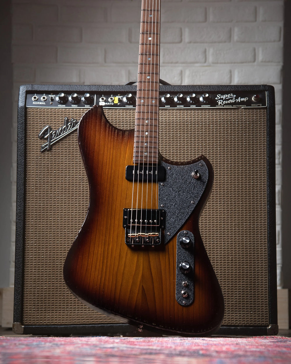 NOVO SIGNATURE VOLTUR - Tobacco Burst